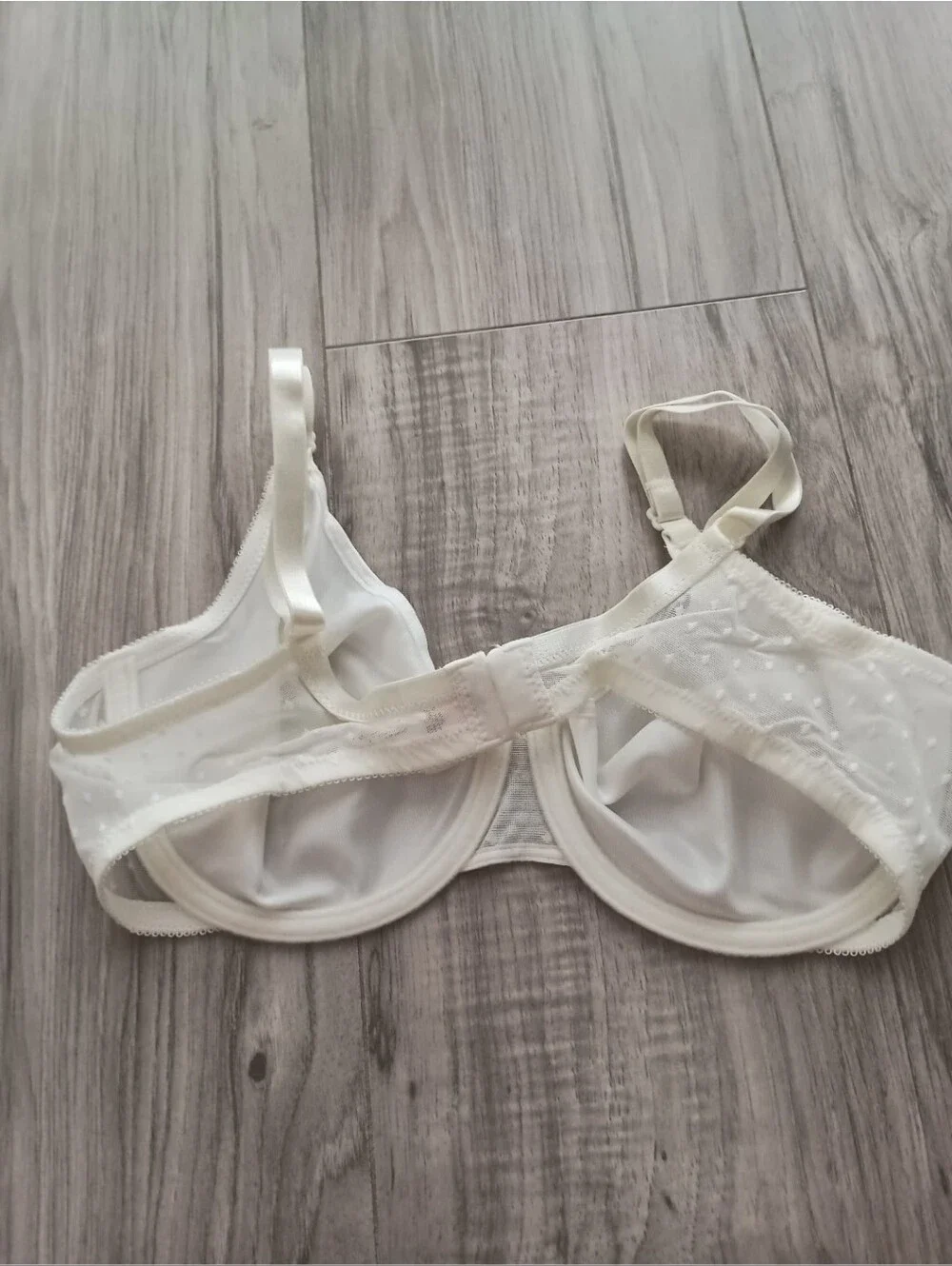 NWT Victoria's Secret Vintage White Swiss Dot Mesh Unlined Underwire Bra 34C
